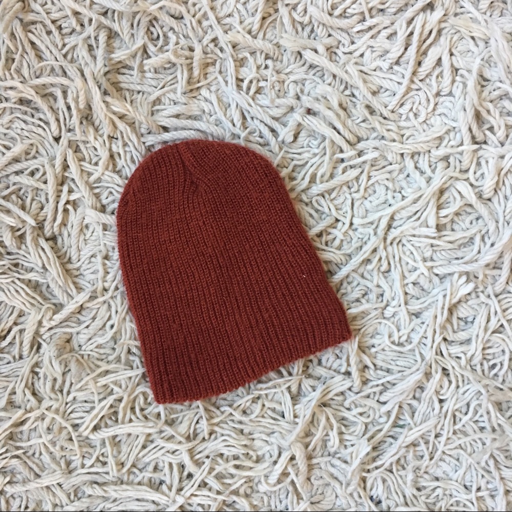rust beanie Urban Outfitters